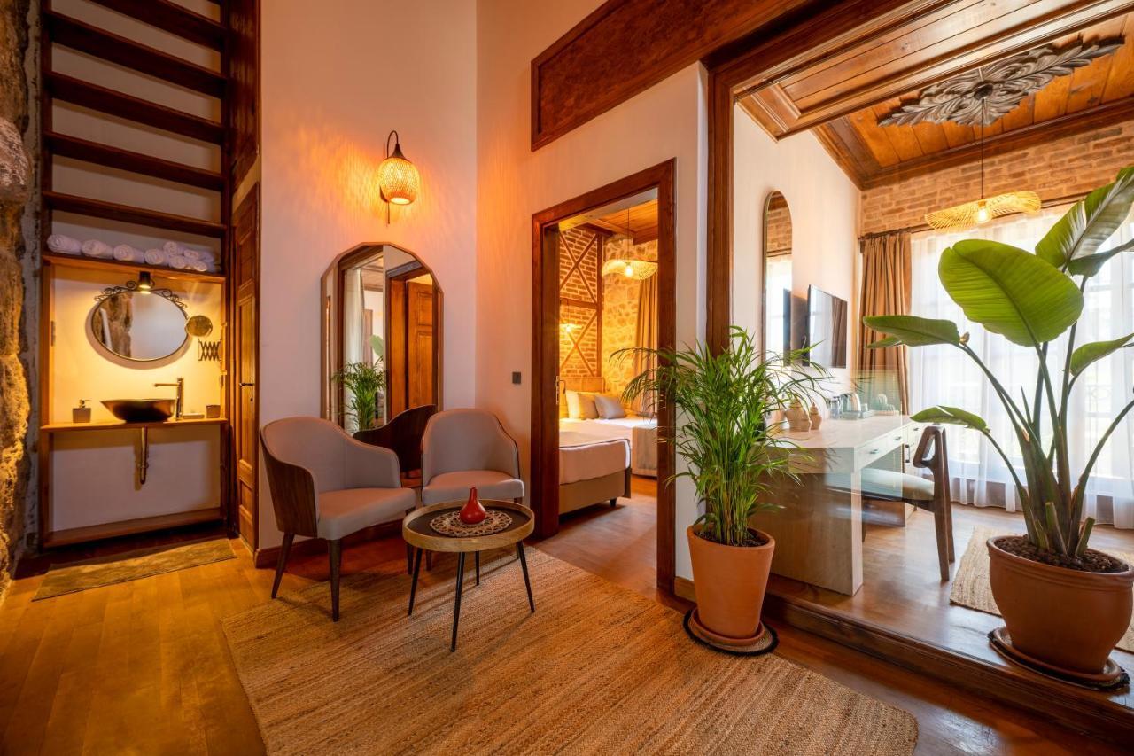 Route Hotel Kaleici - Adult Only Antalya Bagian luar foto