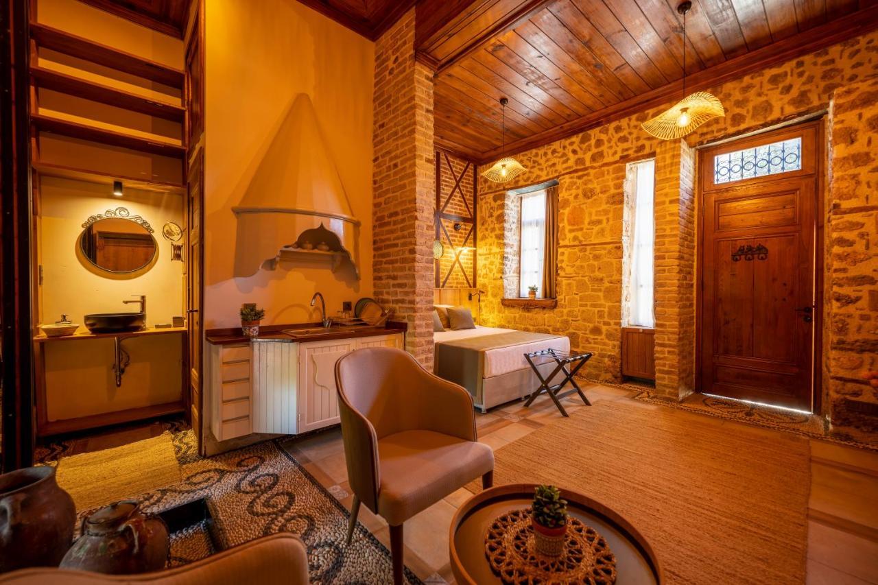 Route Hotel Kaleici - Adult Only Antalya Bagian luar foto