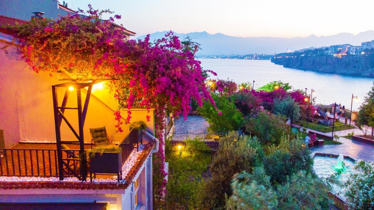 Route Hotel Kaleici - Adult Only Antalya Bagian luar foto