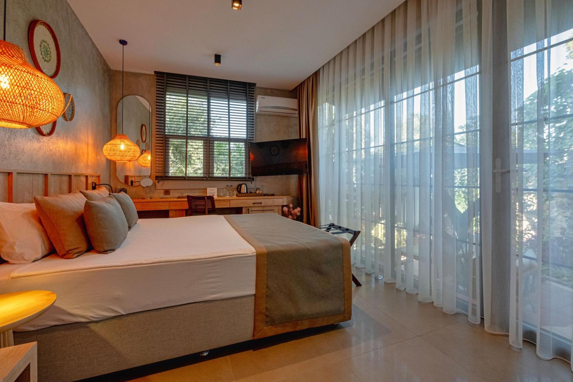 Route Hotel Kaleici - Adult Only Antalya Bagian luar foto
